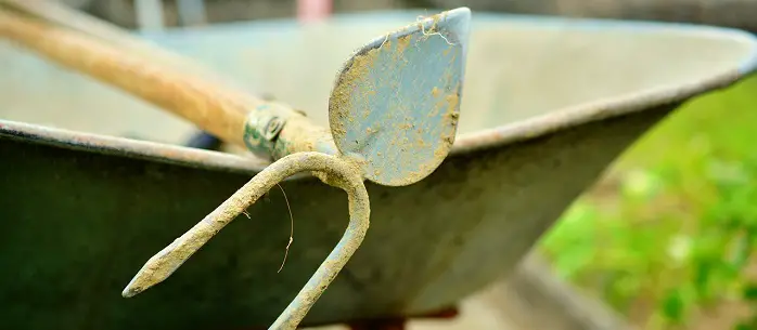 The Right Garden Hoes for Specific Tasks